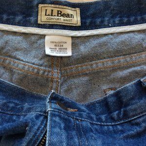 L.L. Bean 40x34 comfort waist